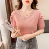 Pulls pour femmes 2023 Summer Lace Splice Ice Soie Pull à manches courtes Femmes V-Col V-Col T-shirt à la mode Slim Peals Perles Tricots