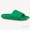 Toppkvalitet Casual Shoes Sandaler Män glider vid vattnet Sandal Designer Storlek 35-46 Modell
