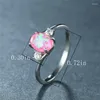 Hochzeit Ringe Vintage Weibliche Rosa Oval Opal Ring Klassische Silber Farbe Verlobung Einfache Kristall Stein Runde Für Frauen