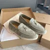 Verano 23S / S Marca Hombres LoroPiana Zapatos casuales Encantos Caminar Mocasines Low Top Suede Cuero de vaca LP Oxfords Mocasines planos Comodidad Suela de goma Caballero caminando