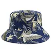 Szerokie brzegi czapki oversize, odwracalna czapka głowa człowieka na zewnątrz łowienia słoneczna lady plaż