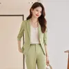 Dwuczęściowe spodnie dla kobiet Summer Thin 3/4 Suit Kos o swobodnym małym profesjonalnym płaszczu, dostosowany sens 2023