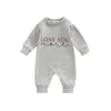 Rompers -11-09 LIORITIIN 0-18M Född spädbarn Baby Boy Girl Spring Romper långärmad brev älskar dig tryckt jumpsuit grå kläder 230606