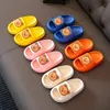 Slipper Kinder Hausschuhe Cartoon Bär Hause Schuhe für Jungen Mädchen Sommer Flache Ferse Weiche Haus Strand Kind Erwachsene Kinder Baby rutschen 230608