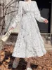 Casual Dresses Sweet Mori Girl Elegant Fairy White Temperament Women Dress Spring V-Neck Bandage långärmad prinsessa Preppy Style Mid