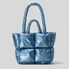 어깨 가방 패션 큰 토트 소프트 패딩 핸드백 디자이너 퀼트 여성 고급 나일론 다운 코튼 2023 쇼핑 지갑