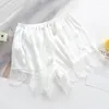 Legginsy dla kobiet Letnie koronki rzęsy przeciwdziałające Walkingom Pants można nosić poza trzypunktową luźną krótką krótką kobietą