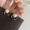 Dingle ljuskrona imitation pärla örhänge för kvinnor guld färg runda studörhängen julklapp oregelbunden design ovanliga örhängen bijoux femme z0608