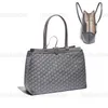 Pochette Womens Luxury Pochette PM Bag Mens Pochette Designer Designer Design Crossbody Tote Cooth Counter Counter Bags Leather City City Basket