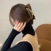 ダングルシャンデリア韓国の金属幾何学ヘアクローバレットエレガントなヘアクリップカニのための女性のためのヘアピンヘッドウェアガールヘアアクセサリーZ0608