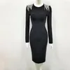 Casual Dresses 2023 Winter Women Bodycon Stretch Kne Längd Beading Långärmning Slim High Quality Black Rayon Bandage