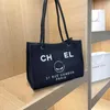 23SS Tasarımcı Kanalı Kadınlar Chanei Çanta Küçük Kokulu Çanta Kadınlar Yeni Kore Zinciri Çok yönlü moda çanta Kadın Çapası Çanta French Style Cüzdan Yuvarlak Çanta