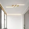 Taklampor Minimalistiska LED -långa striplampor Ljus för sovrumsgångskorridor Balkong Stair Belysning Dekoration Khandeler Fixturer