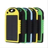 6000mAh Solar Power Bank Destaque LED Carregador portátil para celular e lâmpada de acampamento para carregamento ao ar livre