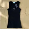 Womens Tank Top Designer Vest Triangle Summer Top Top Vest Stest Stest Ulicualess Stest Classic Style متوفر في مجموعة متنوعة من الألوان