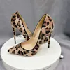 Sandaler Suede Leopard Print Gradient High Heels Women's Leopard Print Dress Sexiga spetsiga skor Höga klackar för fester skor kvinnor J230608