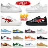 bapest Baskets Baskets basses Chaussure en cuir de créateur Chaussures de sport classiques Gris Noir Requin Noir Requin Blanc Mode Ape Singe Forme Cuir verni Blanc Bleu