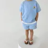 Ensembles de vêtements été enfant en bas âge bébé garçons girrls vêtements dessin animé fleur imprimé à manches courtes hauts enfant coton shorts décontractés 2pcs ensemble 230607