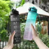 Tumblers 1L Sports Gradient Water Bottle Outdoor Time Marker Frosted Straw Cup storskalig fitnessträning Cups Gym Drinking 230607