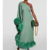 Beroemde merkcasual jurken Wepbel Feather Loose Evening Jurk Vrouwen One-Shoulder Long Sleeve Large Swing Solid Color Fashion Dinner