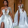 2023 Sexy Sirène Robes De Mariée Argent Cristal Perles Une Épaule Satin Illusion Côté Split Overskirts Satin Robes De Novia