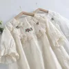 Chemisiers pour femmes Style japonais Mori Girl col en dentelle à manches courtes chemise de poupée femme brodé princesse Cottage coton Blouse haut pour femme