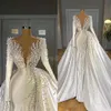 Vestidos de novia de sirena de perlas de lujo con sobrefalda cuello en V satén vestidos de novia de manga larga vestido de novia elegante túnicas de mariee2552