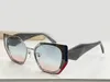Womens Zonnebril Voor Vrouwen Mannen Zonnebril Heren Mode Stijl Beschermt Ogen UV400 Lens Met Willekeurige Doos En Case 117 90