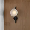 Vägglampor Modern LED -lampa Klar grå Amber Glass inomhus Bedside Foyer Aisle Sconce Lighting Home Decor Ins Metal Light Fixtures