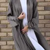 Abiti casual Shinning Stripe Satin Muslim Islam Women's Robe Dubai Turkey Style Arab Kaftan Open Abaya