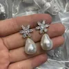 Nya Full Diamonds Star Moon Pendant örhängen Feminin stil Slät mässing Guldpläterade öronstänger Lyxiga smycken E3021