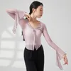 Roupa de palco Adulto Sexy Semitransparente Slim Fit Decote em V Babado Dança do Ventre Blusa Manga Flare Top Traje Para Dançarina Roupas De Dança