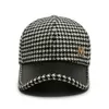 Caps à balle FS 2023 Capes de baseball britannique de luxe pour hommes Brand Women Designer Chapeaux Brown Houndstooth Snapback Trucker Casquette Homme J230608