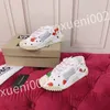 Ny lyx tryckt tjocka yttersula casual skor sport bekväma överlägsen kvalitet superlätt fashionabla gummi mer färg sneakers