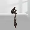 Decoratieve Objecten Beeldjes Man Lifting Vrouw Beeldje Kunst Standbeeld Minnaar Sculptuur Ornament Home Desktop Decor Dansend Paar Creatief Kunstwerk 230608