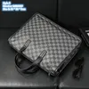 Bolsas de ombro masculinas de fábrica por atacado 2 estilos maleta de negócios xadrez clássica bolsa de couro multicamada horizontal bolsa de computador de negócios de correspondência de cores tendência