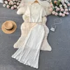 Zweiteiliges Kleid im koreanischen Stil mit hohlen Haken, Blumenspitze, kurzärmeliger Anzug, Rock, kurzes Oberteil für Damen, Fischschwanz, 2-teiliges Set, trendig 230609