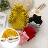 Pull PHILOLOGIE Peluche à l'intérieur de la couleur pure hiver garçon fille enfant épais chemises à col roulé en tricot solide pull à col haut pull en duvet 230608