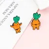 Broches dessin animé carotte avant et arrière musculation émail broche drôle légume épinglette Muscle Hercules Badge bijoux cadeaux