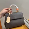 Tote Clunys Diseñador de lujo Bolsos de marca Bolsos cruzados Bolsos de moda Hombro Bolso de alta calidad Señora Mujer Carta Monedero Teléfono Cartera Señora Bolsos de compras de cuero genuino