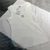 女性ニットトップスタンク刺繍バッジニットスポーツベストノースリーブパーカーヨガ Tシャツトップス