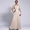 Ropa étnica Túnica suelta africana Islam Árabe Ropa sólida Kaftan Eid Mujeres musulmanas Satén Maxi Vestido Abaya Dubai Turquía Femme Musulman