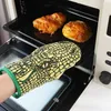Piekarnik Mitts Cartoon Animal Microwave Wzór izolacji cieplnej zagęszczone rękawiczki odporne na gotowanie grilla 230608