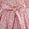 Abiti da ragazza per bambini BAMBINO RAGAZZE FLOORE SMOCKED FLOGLI SMOCKED Flower 2023 Spring Summer Bath Girl Princess Vintage Slimock Dress 230609