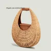 Umhängetaschen Mode Halb Mloon Rattan Frauen Handtaschen Designer Korbgeflecht Handtaschen Handgefertigt Gewebt Sommer Strand Stroh Tasche Luxus Bali Geldbörse