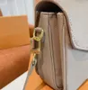 Axelväskor Luxurys designers väska prägla blomma pochette kvinnor handväska messenger väskor äkta läder metis eleganta kvinnor crossbody väska hql 40780 aaa