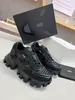 2023 chaud nouveau design chaussures hommes et femmes cloudbust tonnerre tricot conception surdimensionné chaussures pour femmes semelle en caoutchouc léger 3D chaussures de sport 01