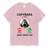 メンズTシャツCapybaraが電話をかけています。