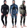 Wetsuits Drysuits 5mm kamuflaj wetsuit uzun kollu fisyon kapşonlu 2 adet neopren erkekler için dalgıç sıcak su geçirmez dalış kıyafeti tutun 230608