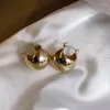 Pendientes colgantes Diseño de moda Personalidad avanzada Clip en francés Retro Temperamento frío Mujer de metal esférico